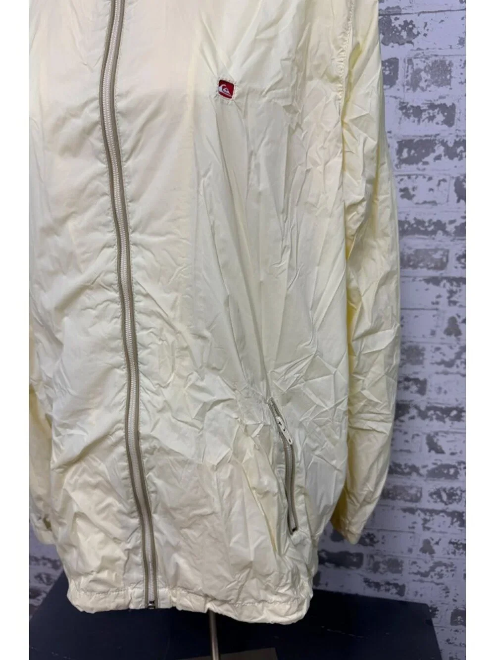 Quiksilver yellow Full-Zip Lightweight Windbreaker Jacket - Men's Size M